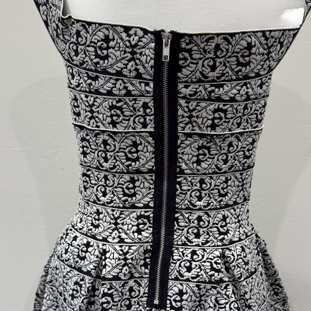 NWT Gracia Black & White Brocade Fit-and-Flare Mini Dress – Size Large - Picture 7 of 9